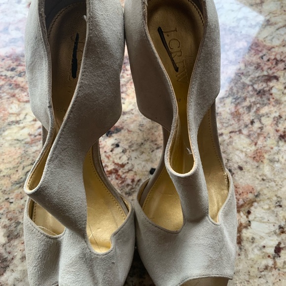 J. Crew unworn size 8 suede heels. Brand new. - Picture 4 of 4